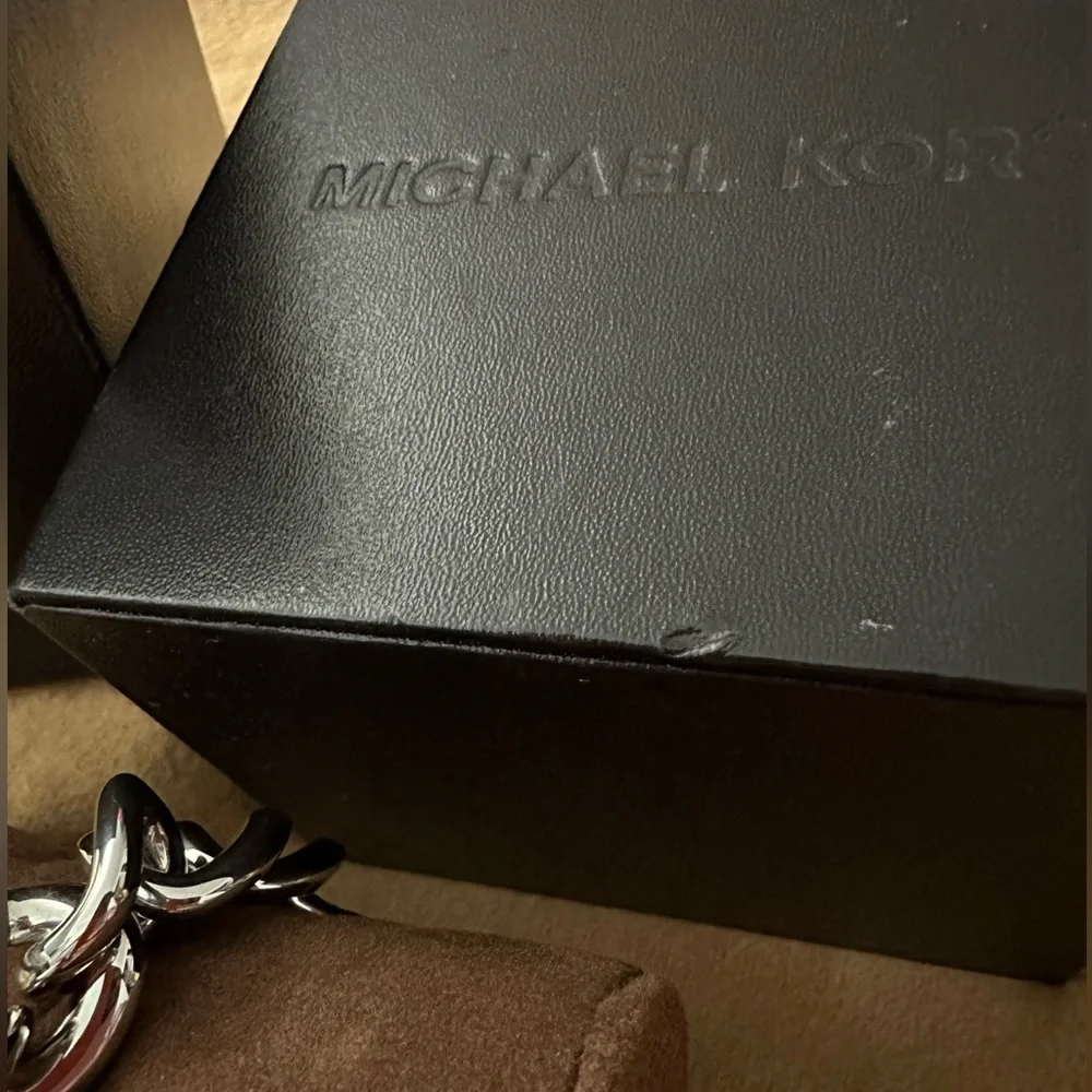 Michael Kors Watch MK 3305 - Picture 5 of 9